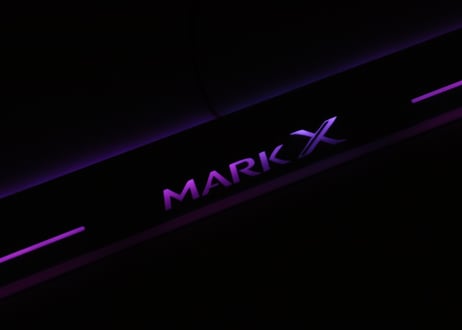 GRX130系 マークX 用 MARK X 光るスカッフプレート