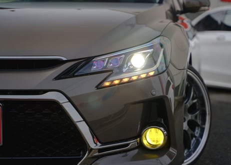 【BRASH】TOYOTA GRX130 マークX / BRASH3眼カラーアイヘッドライト オープニングモーション機能付き シーケンシャルウィンカー【BR-3ECHL】