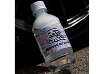 撥水カーシャンプー BRASH ウォータープルーフ 洗浄 ワックス garagesuccess★★(１本)