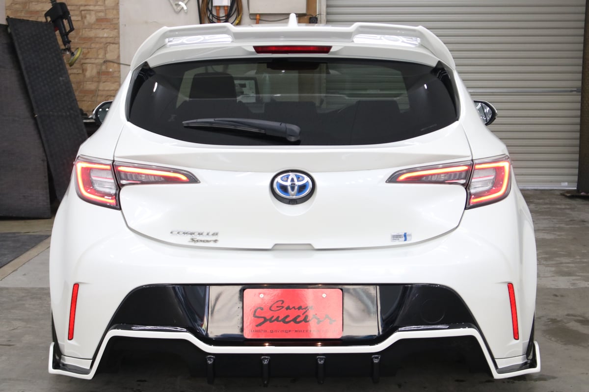 トヨタ カローラスポーツ リア トランクスポイラー ダックテール