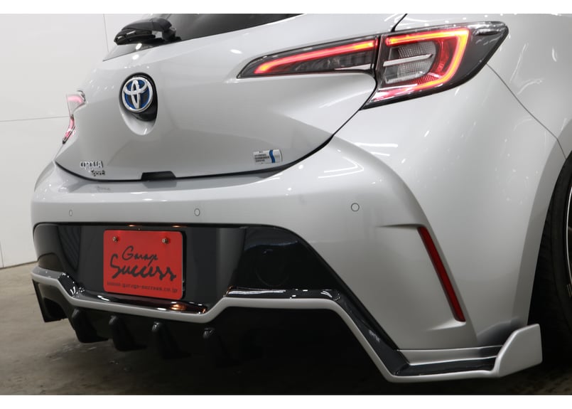 トヨタカローラスポーツリアバンパー