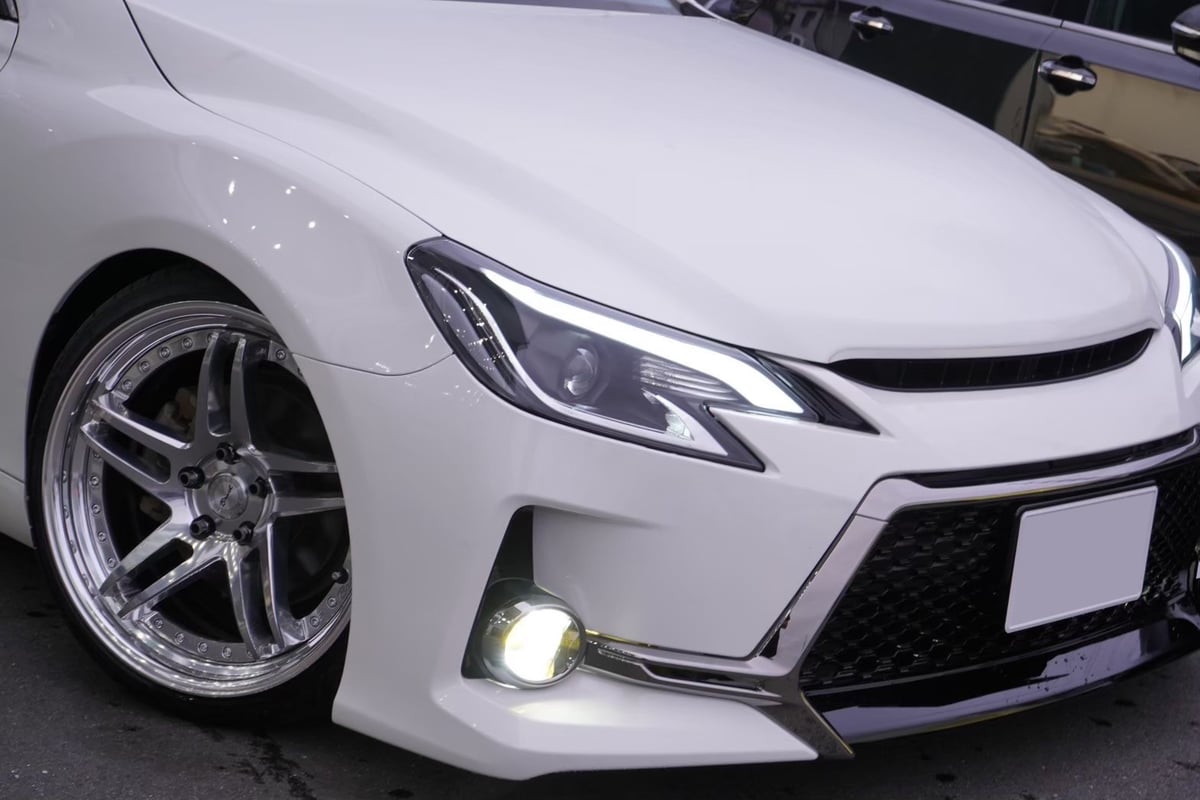 TOYOTA GRX130 マークX / 中期後期型 アイブロウヘッドライト