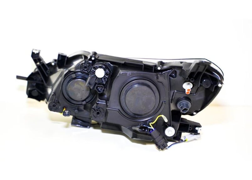 マークX GRX130 前期　イーグルアイヘッドライト TOYOTA GRX130 マークX / 前期3眼ヘッドライト レッドアイ