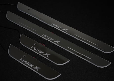 GRX130系 マークX 用 MARK X 光るスカッフプレート