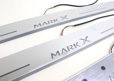 GRX130系 マークX 用 MARK X 光るスカッフプレート