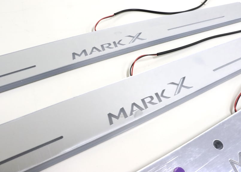 GRX130系 マークX 用 MARK X 光るスカッフプレート | custom shop