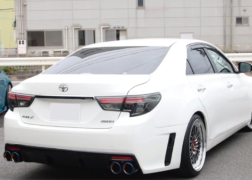 TOYOTA GRX130 マークX / 中期後期型 後期風テールランプ 社外品