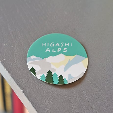 HIGASHI ALPS ステッカー