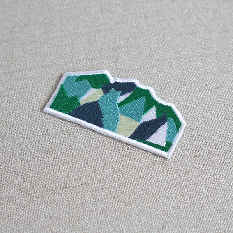 ペパーミント刺繍ワッペン ワッペン コブラ切り抜きワッペン 小 日本工場で刺繍 ロック