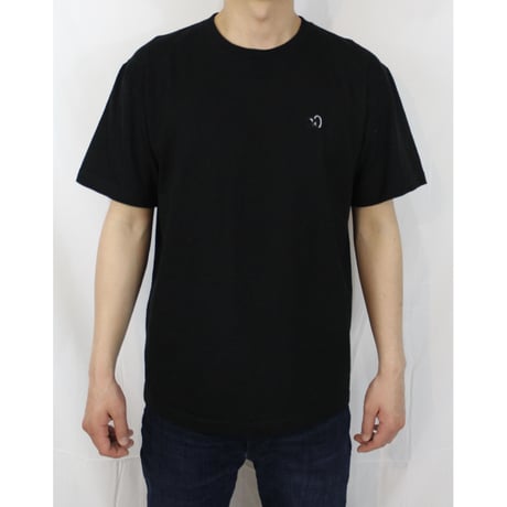 エンブレム  T−シャツ　Emblem T-shirt