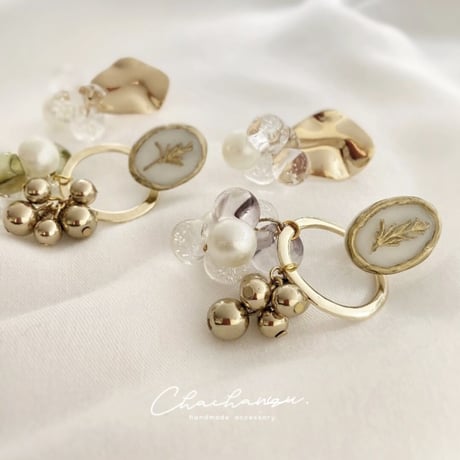 アシンメトリーイヤリング | STORES