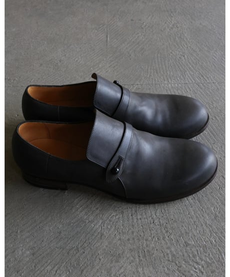 forme / Button strap shoes <fm-24>