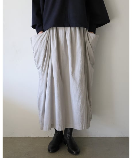R&D.M.Co- / GARMENT DYE LAWN WRINKLE POCKET SKIRT <gray>