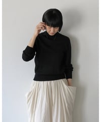 R&D.M.Co- / M.W/C HIGH NECK WIDE COLLAR PULLOVE
