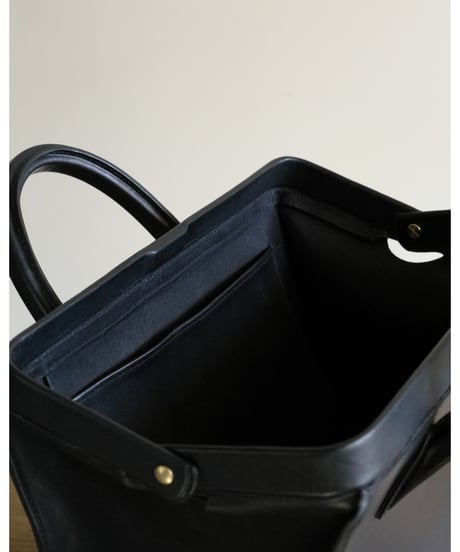 ヌ / Top frame bag <black>