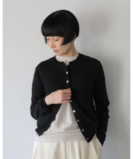 R&D.M.Co- / M.W.C CREW NECK CARDIGAN <black>