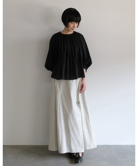 R&D.M.Co- / GARMENT DYE LAWN GATHER SMOCK <black>