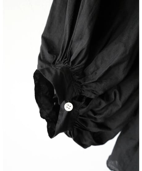 R&D.M.Co- / GARMENT DYE LAWN GATHER SMOCK <black>
