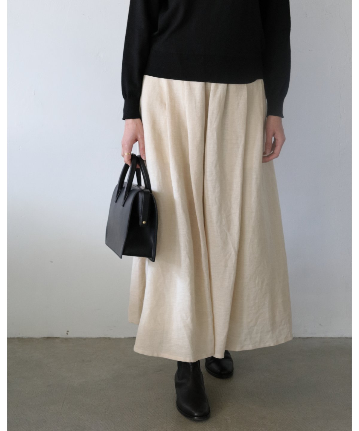 ヌ / Top frame bag <black> | AUTHOR