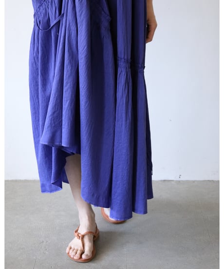 quitan / TWISTED TIERED DRESS <blue>