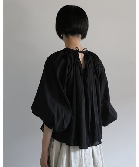 R&D.M.Co- / GARMENT DYE LAWN GATHER SMOCK <black>
