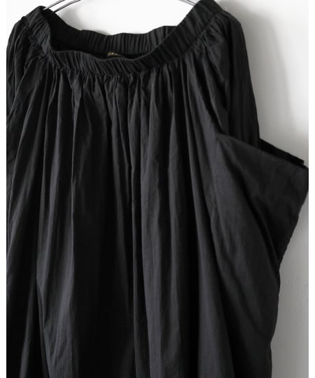 R&D.M.Co- / GARMENT DYE LAWN WRINKLE POCKET SKIRT <black>