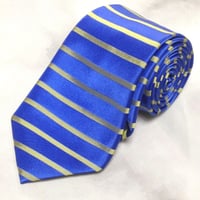 Charles Tyrwhitt 美品 微光沢 ネクタイ シルク100% ボーダー柄 青系 ブルー系 V-009410