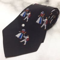 ヴァレンティノ Valentino 微光沢 ネクタイ イタリア製 シルク100% 女性と騎士 黒系 ブラック系 W-009414