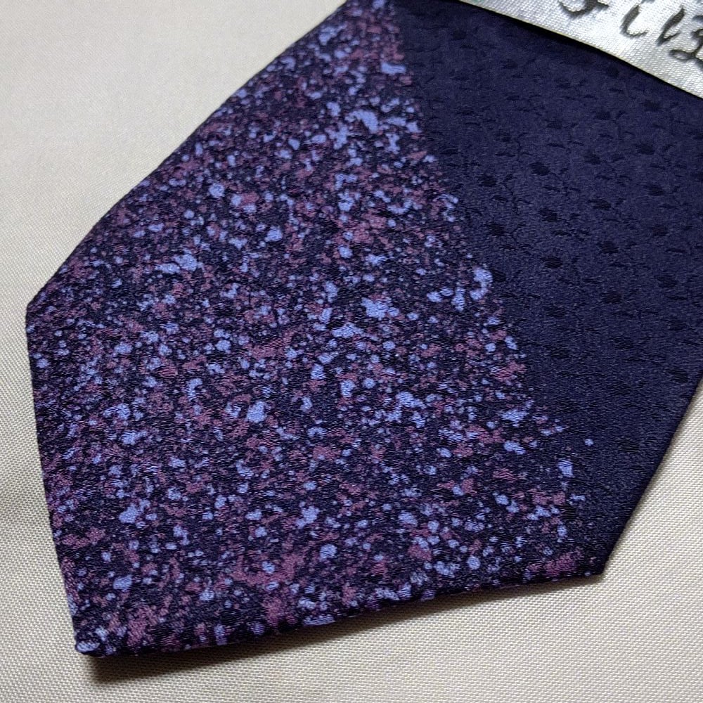 美品　プラダ　、ジリ　ネクタイ　まとめて二本 美品プラダ、ジリネクタイまとめて二本