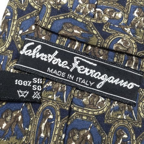 サルヴァトーレ フェラガモ Salvatore Ferragamo 微光沢 ネクタイ イタリア製 シルク100% 犬 ドッグ 動物 アニマル ミックス V-005973