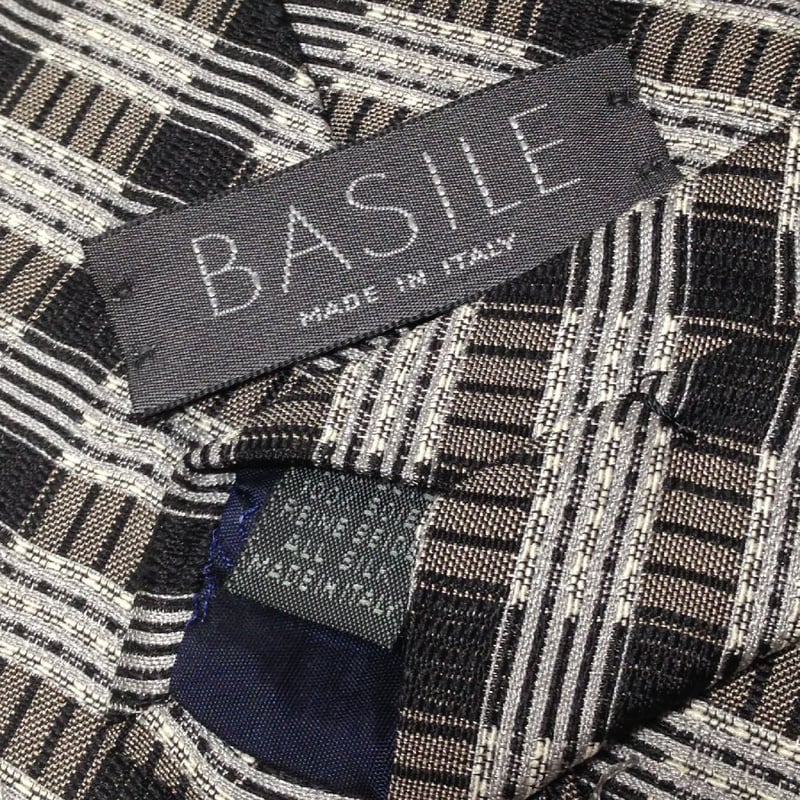 バジーレ バジル BASILE 美品 未使用品 微光沢 ネクタイ イタリア製 シルク100% ...