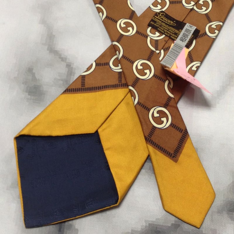 GUCCI ネクタイクリーニング済み