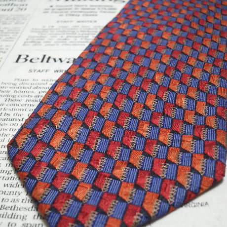 エルメネジルドゼニア Ermenegildo Zegna 美品 未使用品 微光沢 ネクタイ イタリア製 シルク100% パターン柄 ワインレッド系 赤系 F-004788