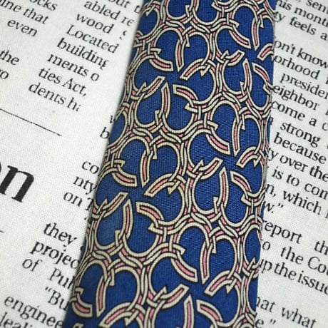 エルメス HERMES 微光沢 ネクタイ フランス製 シルク100% パターン柄 濃紺系ベース ネイビー J-005149