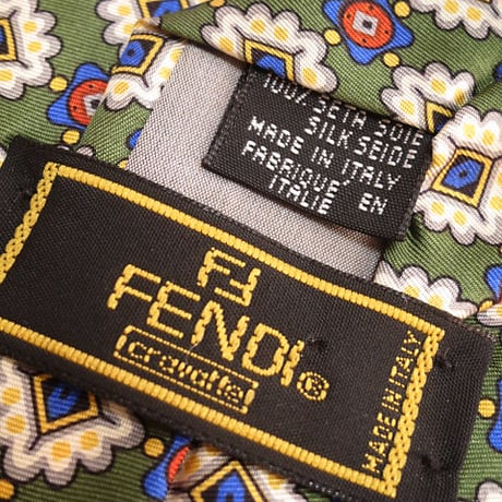 フェンディ FENDI FF 美品 微光沢 ネクタイ イタリア製 シルク100% パターン柄 ミックス S-005753