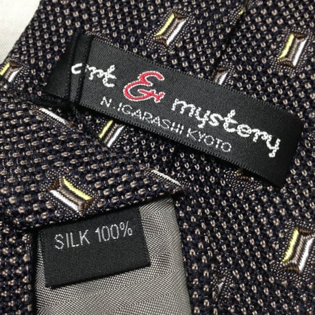 art & mystery 美品 新品未使用タグ付 微光沢 ネクタイ シルク100% パターン柄 黒系 ブラック系 U-007916