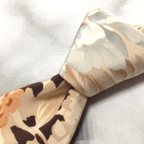 レオナール LEONARD 美品 未使用品 微光沢 ネクタイ シルク100% 花柄 ミックス V-009407
