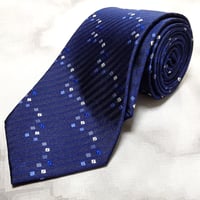 イッセイ ミヤケ im 美品 未使用品 微光沢 ネクタイ パターン柄 イッセイ ミヤケ ISSEY MIYAKE im 美品 未使用品 微光沢