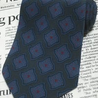 ジョルジオアルマーニ GIORGIO ARMANI 美品 ネクタイ イタリア製 シルク100% パターン柄 グレー系ベース J-005232