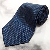 イッセイ ミヤケ im 美品 未使用品 微光沢 ネクタイ パターン柄 イッセイ ミヤケ ISSEY MIYAKE im 微光沢 ネクタイ 日本製