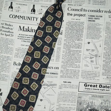 エルメネジルドゼニア Ermenegildo Zegna 微光沢 ネクタイ イタリア製 シルク100% パターン柄 濃紺系ベース ネイビー J-005216