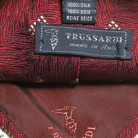 トラサルディ TRUSSARDI 良品 微光沢 ネクタイ イタリア製 シルク100% パターン柄 ワインレッド系ベース 赤系 J-005237