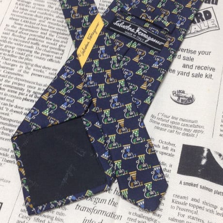 サルヴァトーレ フェラガモ Salvatore Ferragamo 微光沢 ネクタイ シルク100% 電話柄 パターン柄 ミックス O-007476
