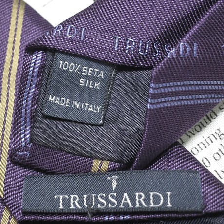 トラサルディ TRUSSARDI 美品 微光沢 ネクタイ イタリア製 シルク100% 斜めストライプ レジメンタル ブランドロゴ 紫系 パープル系 L-005411