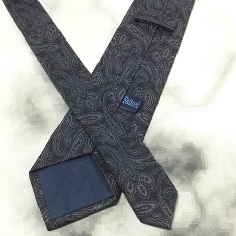 ファットーリ Fattori 良品 微光沢 ネクタイ イタリア製 シルク100% ペイズリー柄 黒系 ブラック系 V-007999