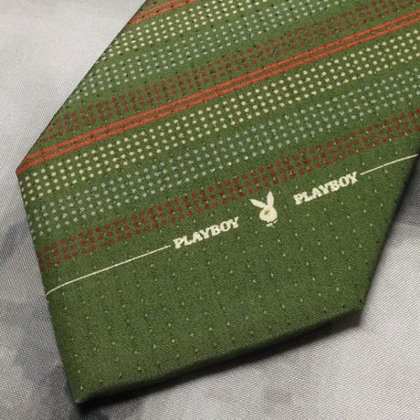 プレイボーイ PLAYBOY 美品 未使用品 微光沢 ネクタイ 斜めストライプ レジメンタル 緑系 グリーン系 C-008518