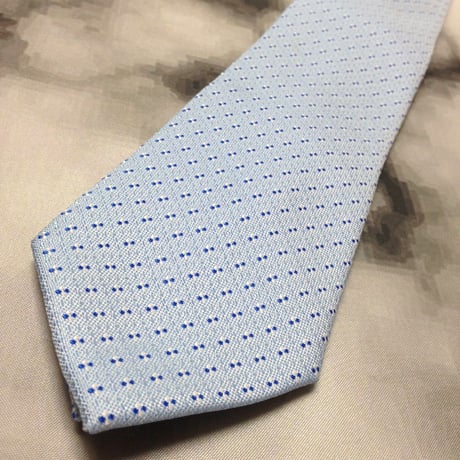 シンプルフレーズクラバット SIMPLE PHRASE CRAVAT 美品 未使用品 微光沢 ネクタイ パターン柄 水色系 C-008535