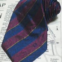 ダンヒル dunhill 美品 未使用品 微光沢 ネクタイ イタリア製 シルク100% 斜めストライプ レジメンタル ワインレッド系ベース 赤系 G-004894
