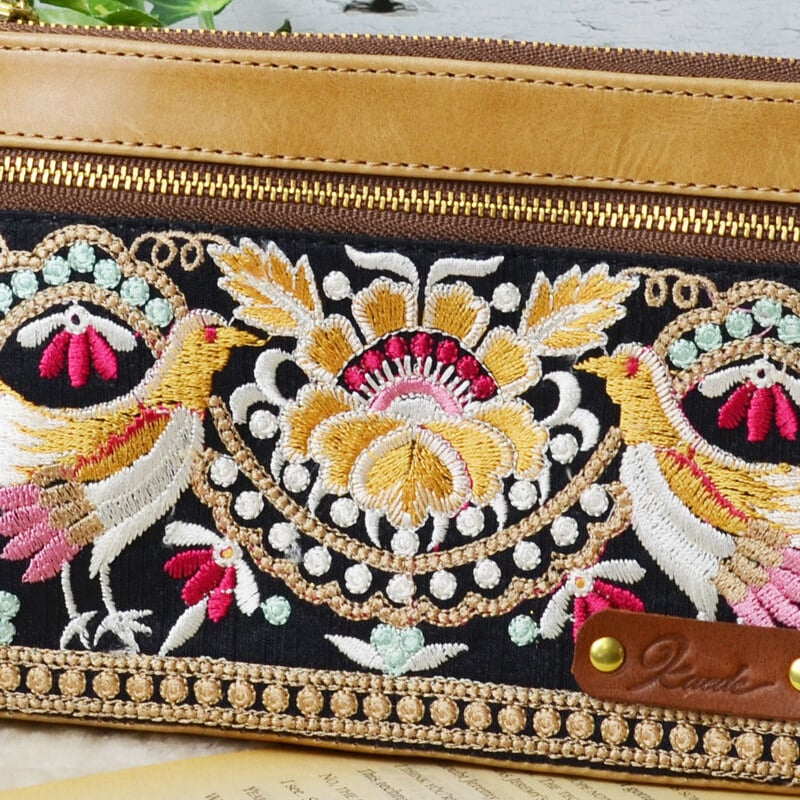 レザー:通帳ポーチ(インド刺繍/鳥) | Kaede レザー:通帳ポーチ(インド刺繍/鳥) | Kaede