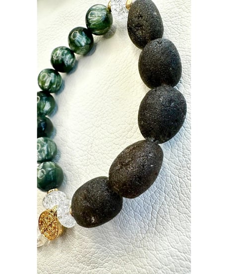 Seraphinite × Cintamani